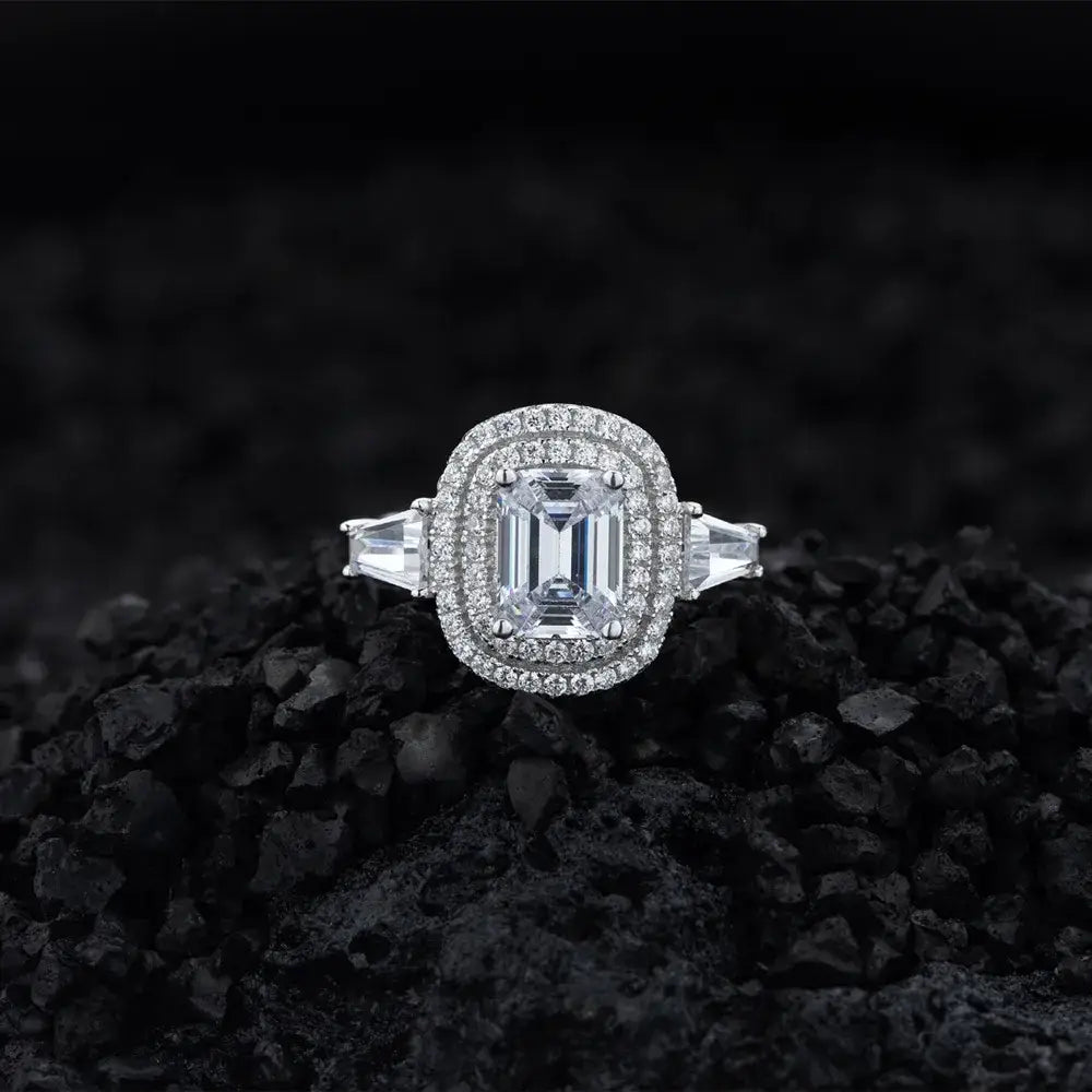 Emerald Engagement Ring 6*8 925 Silver Zircon